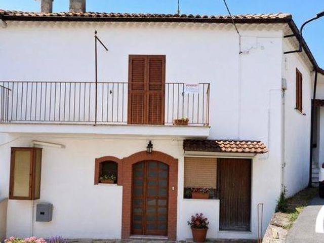 Casa indipendente in vendita a Rocchetta a Volturno IS