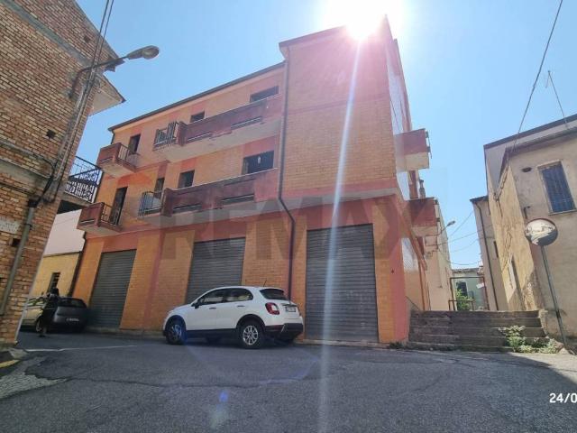 Casa indipendente in vendita a Roggiano Gravina CS