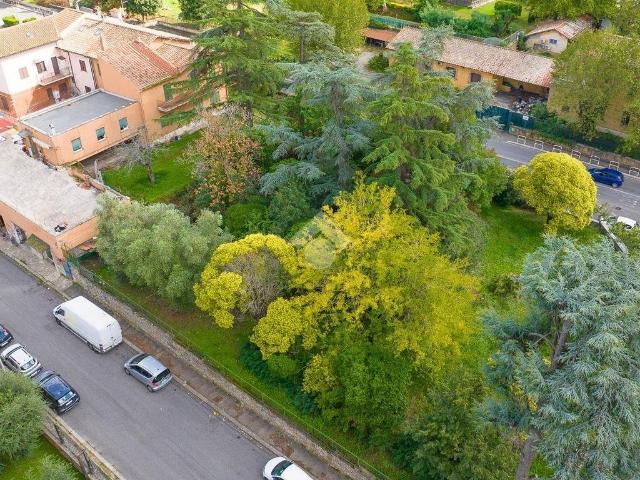 Casa indipendente in vendita a Roma RM