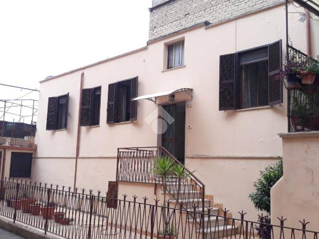 Casa indipendente in vendita a Roma RM