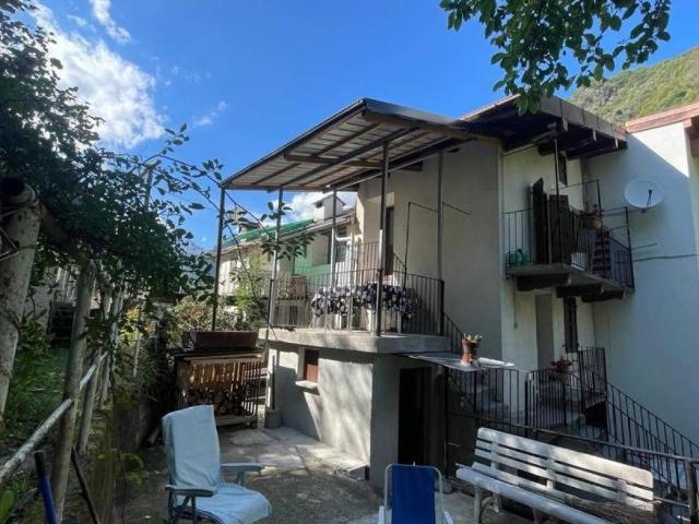 Casa indipendente in vendita a Ronco Canavese TO