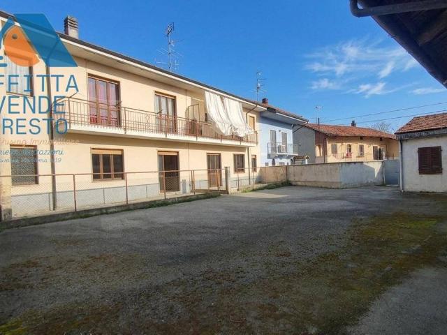 Casa indipendente in vendita a Rondissone TO