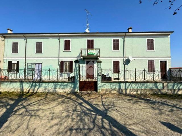 Casa indipendente in vendita a Ronsecco VC