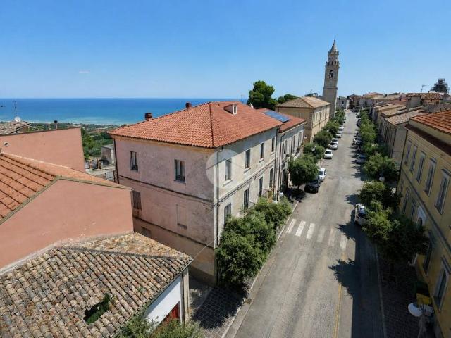 Casa indipendente in vendita a Roseto degli Abruzzi TE
