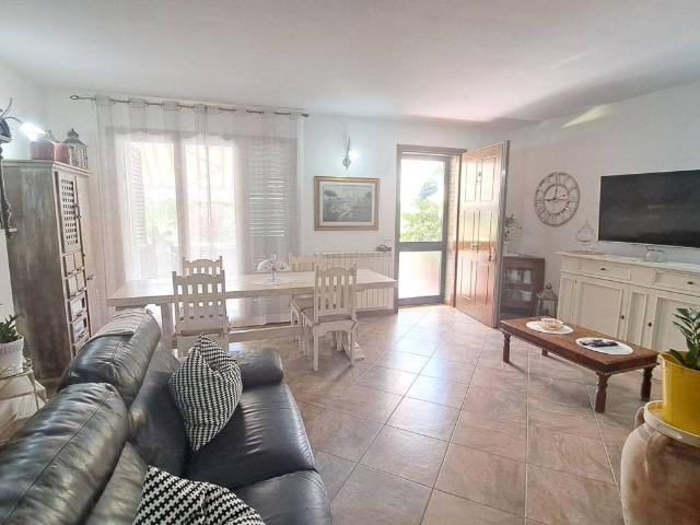 Casa indipendente in vendita a Rosignano Marittimo LI