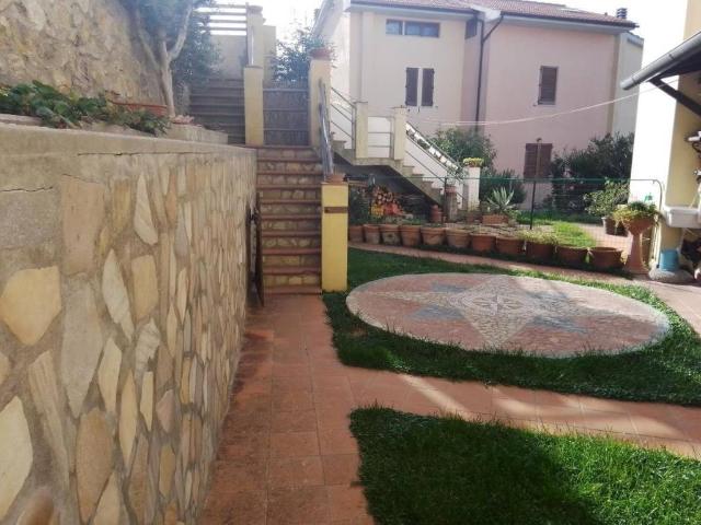 Casa indipendente in vendita a Rosignano Marittimo LI