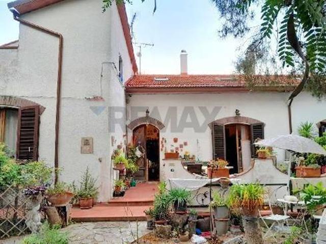 Casa indipendente in vendita a Rosignano Marittimo LI