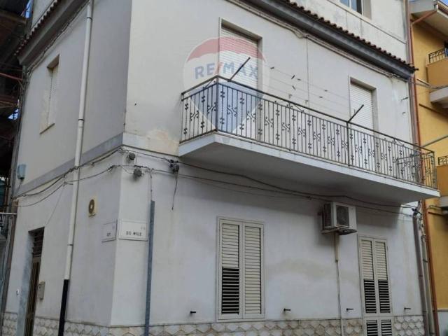 Casa indipendente in vendita a Rosolini SR