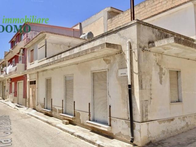 Casa indipendente in vendita a Rosolini SR