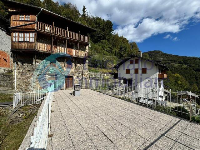 Casa indipendente in vendita a Rossa VC