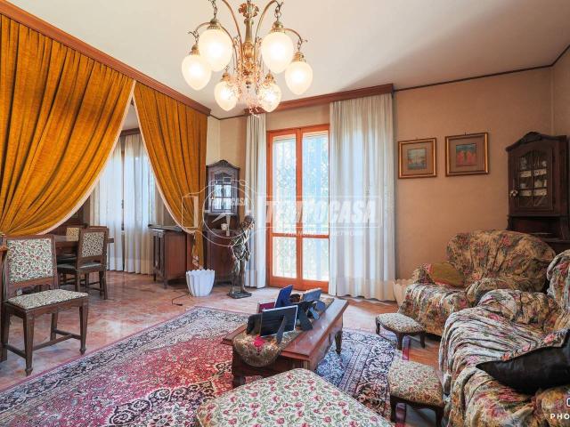 Casa indipendente in vendita a Ravenna