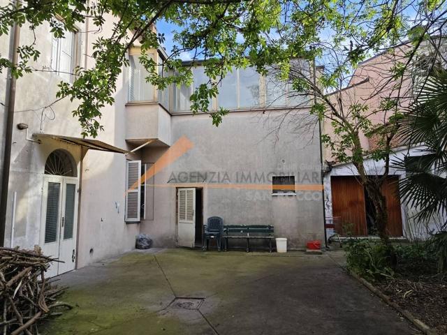 Casa indipendente in vendita a Ravenna