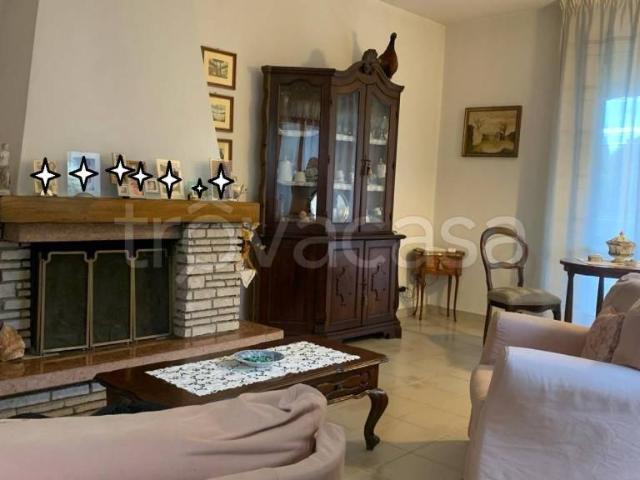 Casa indipendente in vendita a Ravenna, Camerlona