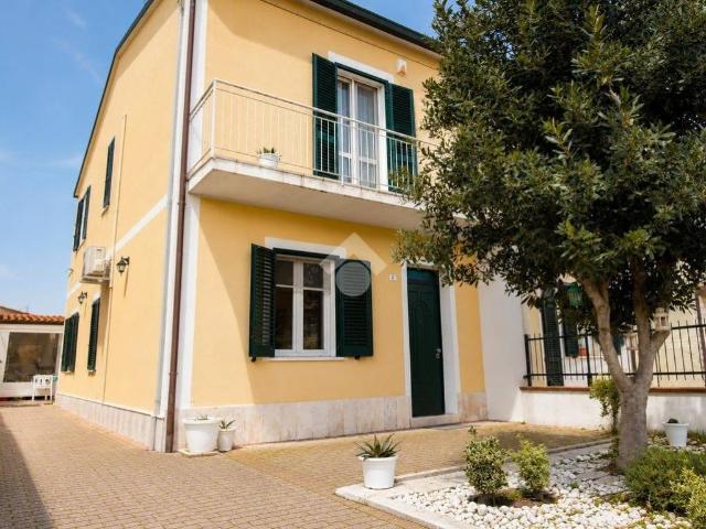 Casa indipendente in vendita a Ravenna RA