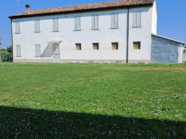 Casa indipendente in vendita a Ravenna RA