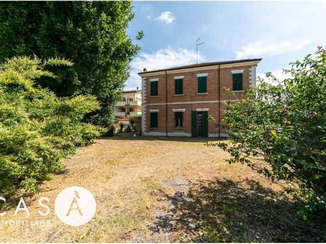 Casa indipendente in vendita a Ravenna RA