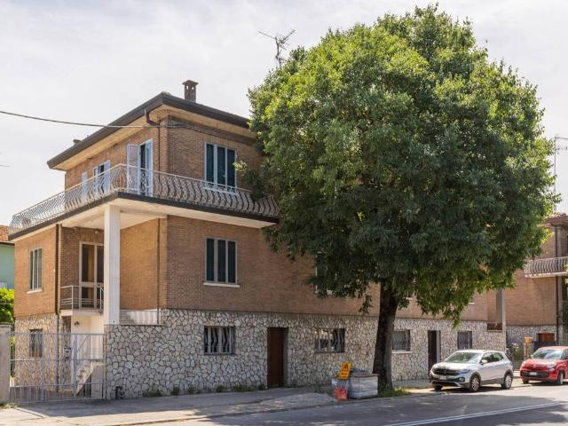 Casa indipendente in vendita a Ravenna RA