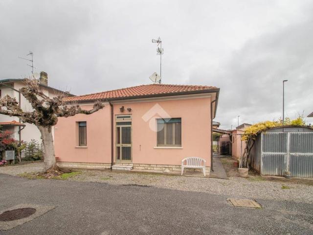 Casa indipendente in vendita a Ravenna RA