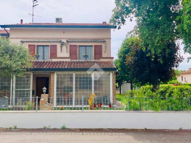 Casa indipendente in vendita a Ravenna RA