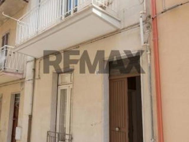 Casa Indipendente in vendita a Ragusa, Centro