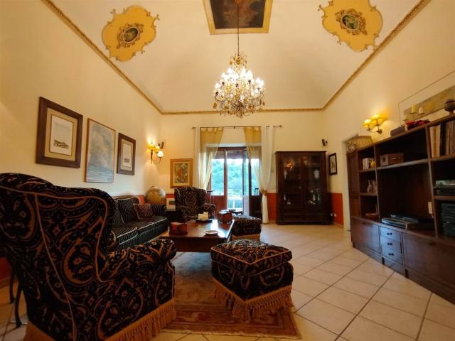Casa indipendente in vendita a Ragusa, Ibla
