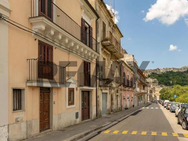 Casa Indipendente in vendita a Ragusa, Ibla