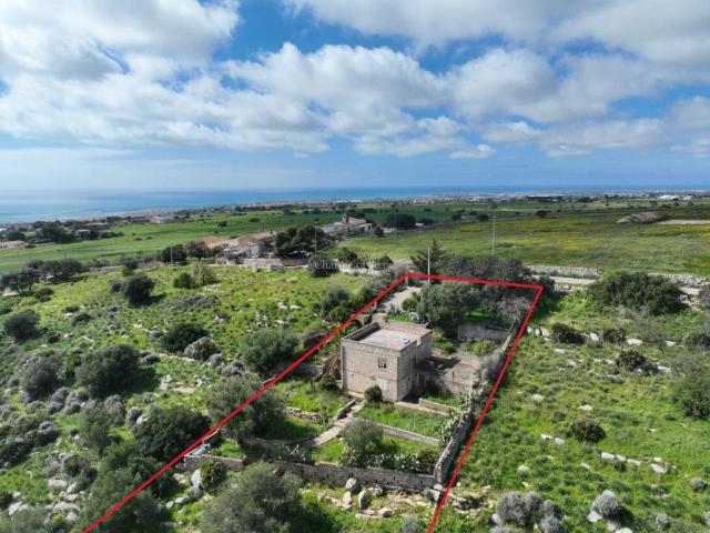 Casa indipendente in vendita a Ragusa RG