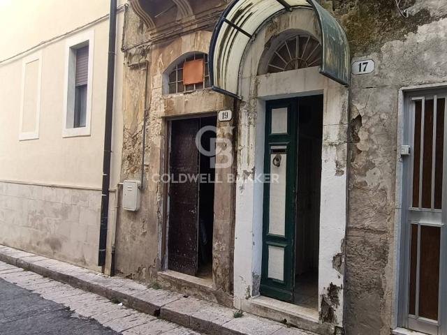 Casa indipendente in vendita a Ragusa RG