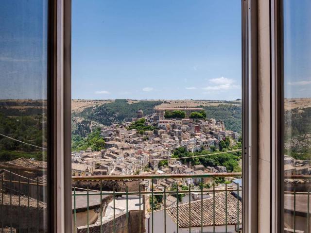 Casa indipendente in vendita a Ragusa RG
