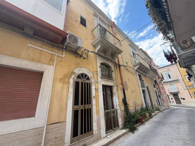 Casa indipendente in vendita a Ragusa