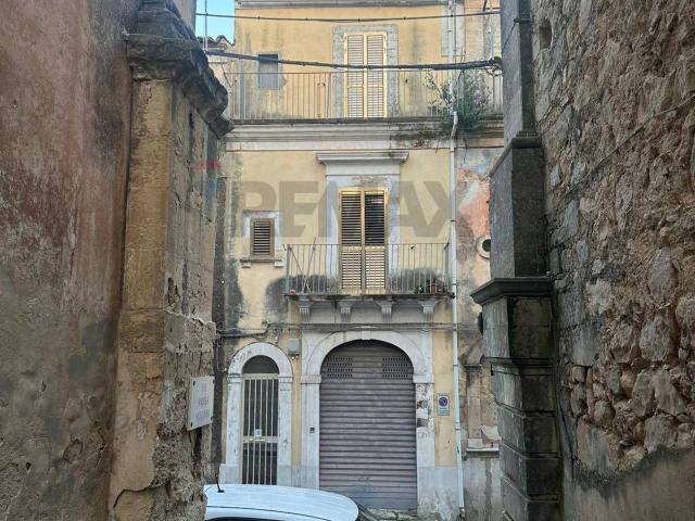 Casa indipendente in vendita a Ragusa