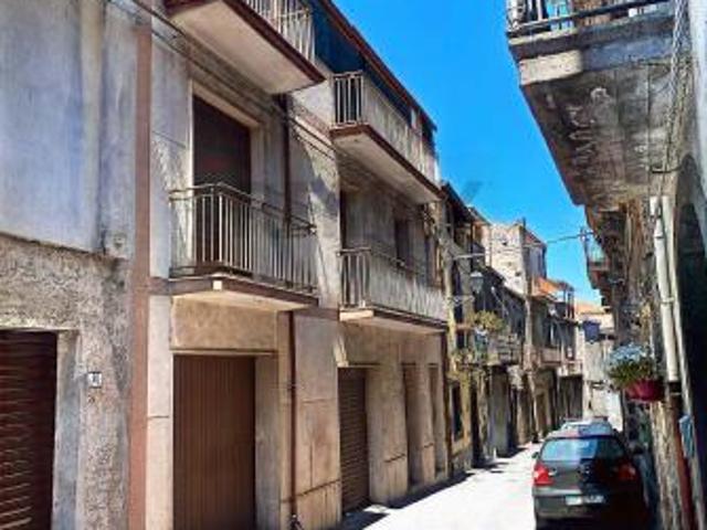 Casa Indipendente in vendita a Randazzo