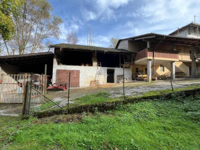 Casa indipendente in vendita a Revello CN