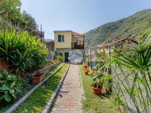 Casa indipendente in vendita a Recco GE