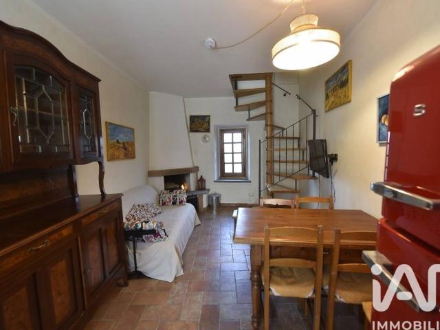Casa indipendente in vendita a Reggello FI