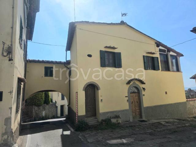 Casa indipendente in vendita a Reggello via di Santa Tea, 20