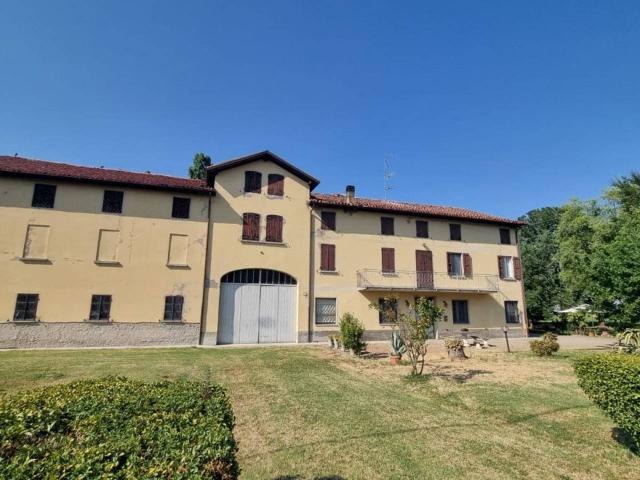 Casa indipendente in vendita a Reggio Emilia