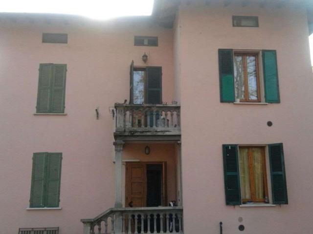 Casa indipendente in vendita a Reggio Emilia