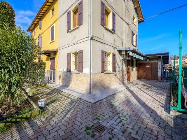 Casa indipendente in vendita a Reggio Emilia RE
