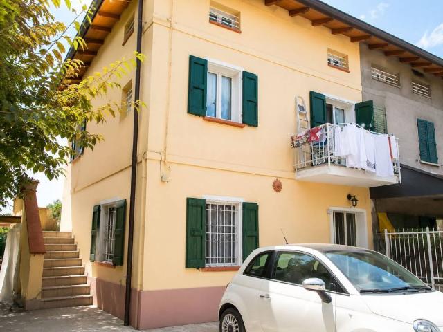 Casa indipendente in vendita a Reggio Emilia RE