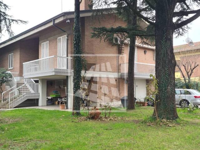 Casa indipendente in vendita a Reggio Emilia RE
