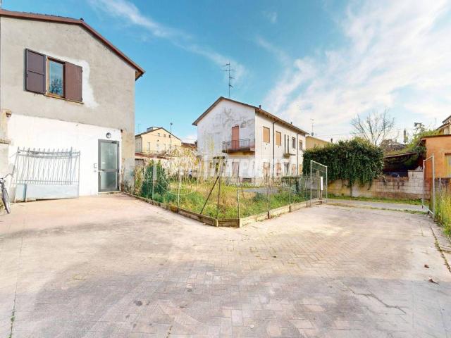 Casa indipendente in vendita a Reggiolo RE