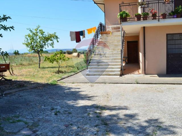 Casa indipendente in vendita a Reino