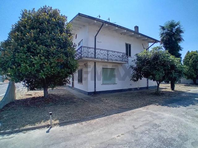 Casa indipendente in vendita a Riva del Po FE