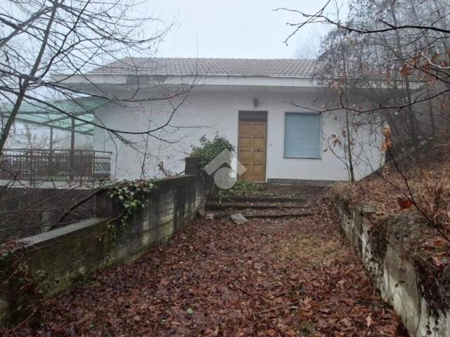 Casa indipendente in vendita a Rivalba TO