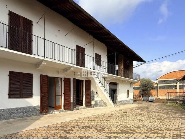 Casa indipendente in vendita a Rivarolo Canavese TO