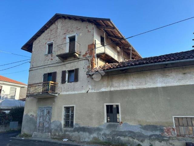 Casa indipendente in vendita a Rivarolo Canavese TO