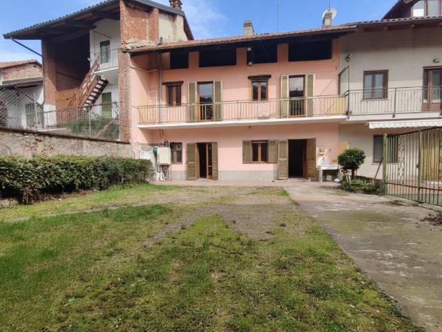 Casa indipendente in vendita a Rivarolo Canavese TO