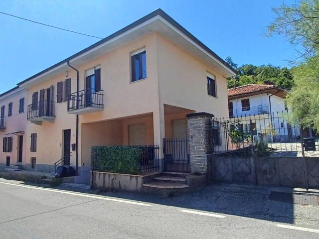 Casa indipendente in vendita a Rivarolo Canavese TO