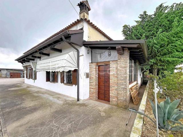 Casa indipendente in vendita a Rivarolo Mantovano strada bozzolo, 6